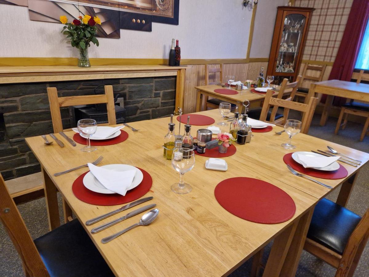 מלון Llandysilio Ty Llew מראה חיצוני תמונה